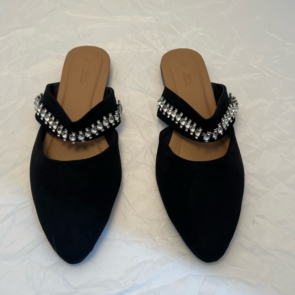 Ardene pointed flats with embellishment size 10